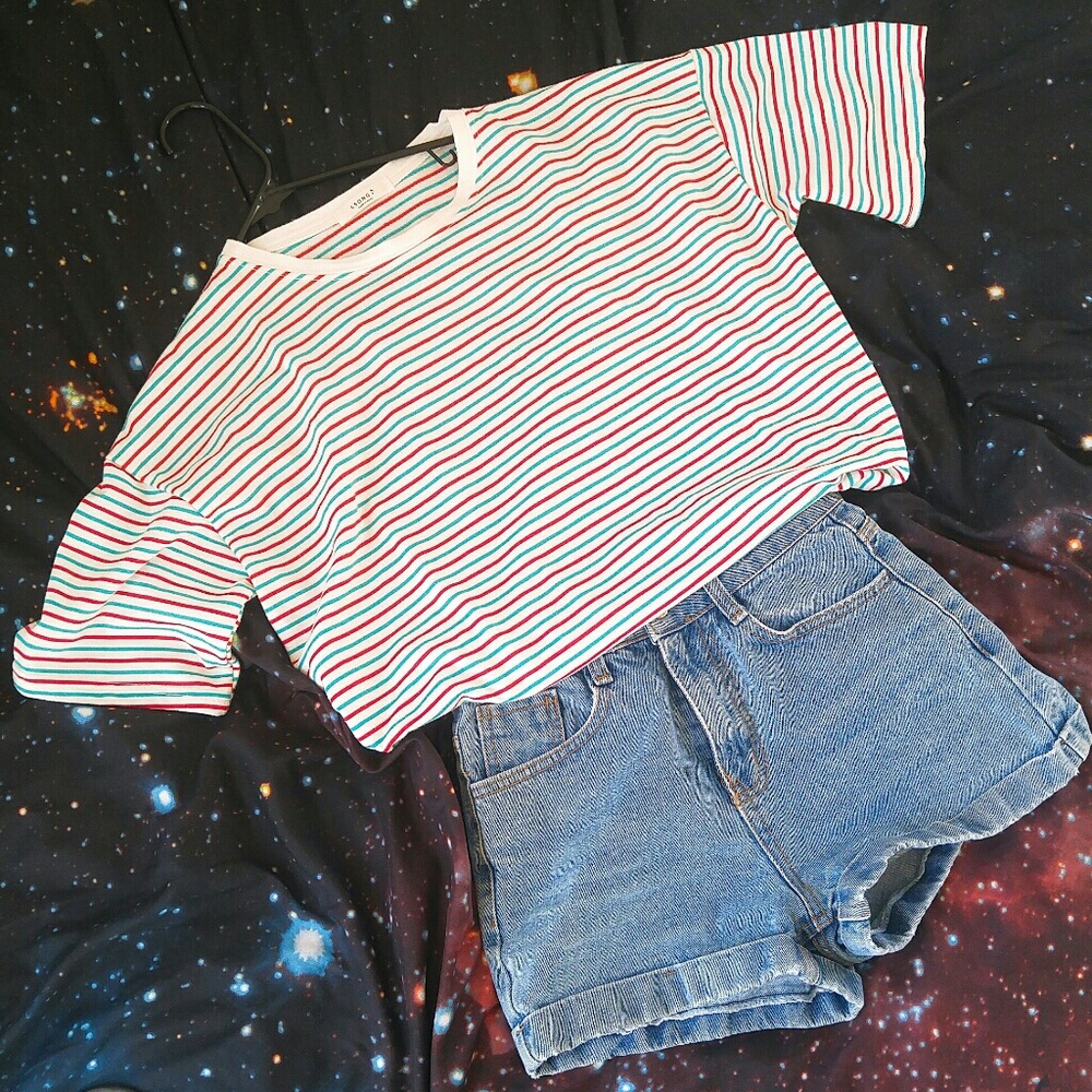 Red turquoise strip tee shirt